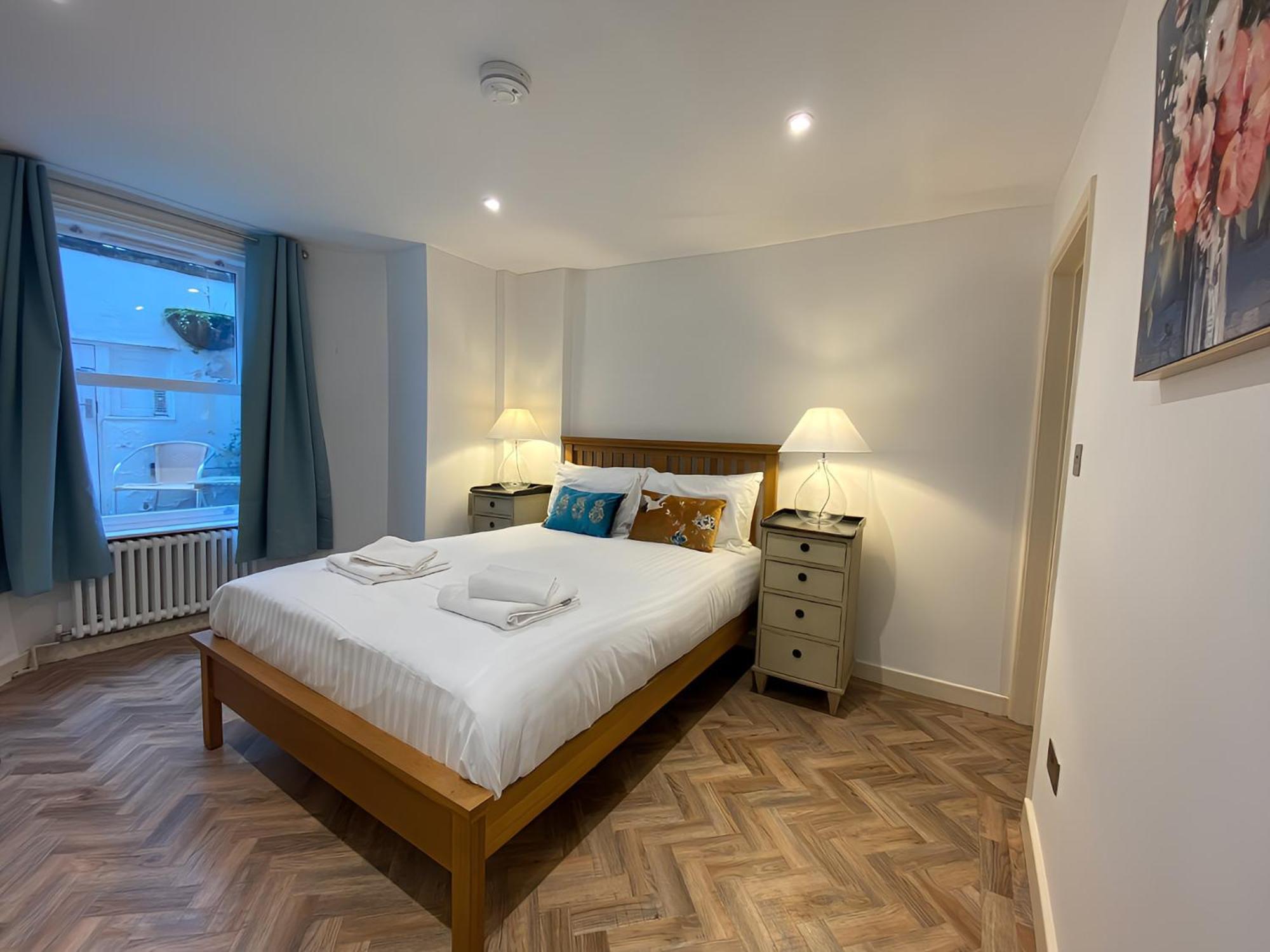 Stunning 1Br - Super Central- Peaceful Area - Lower Ground Apartment 剑桥 外观 照片