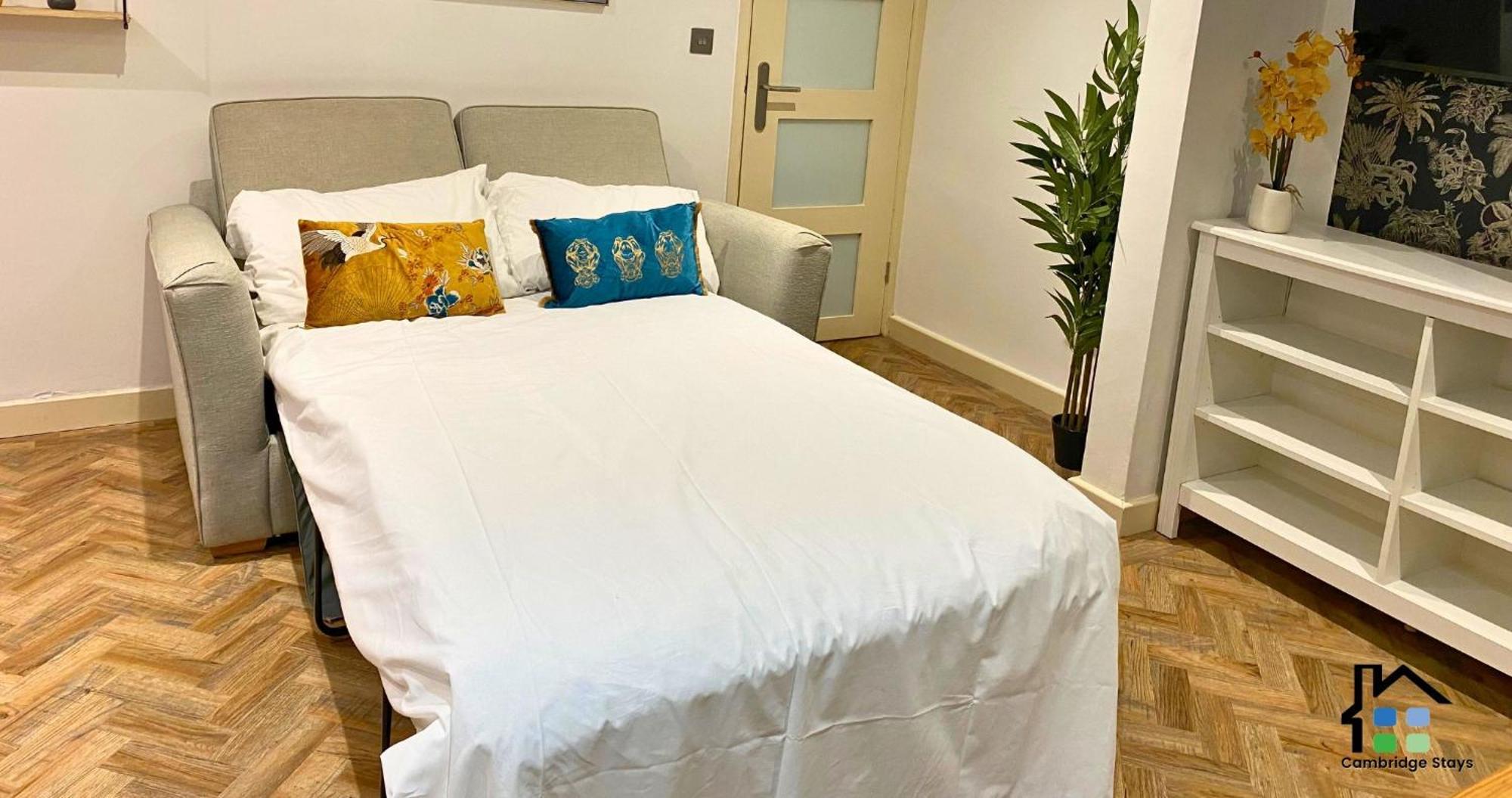 Stunning 1Br - Super Central- Peaceful Area - Lower Ground Apartment 剑桥 外观 照片